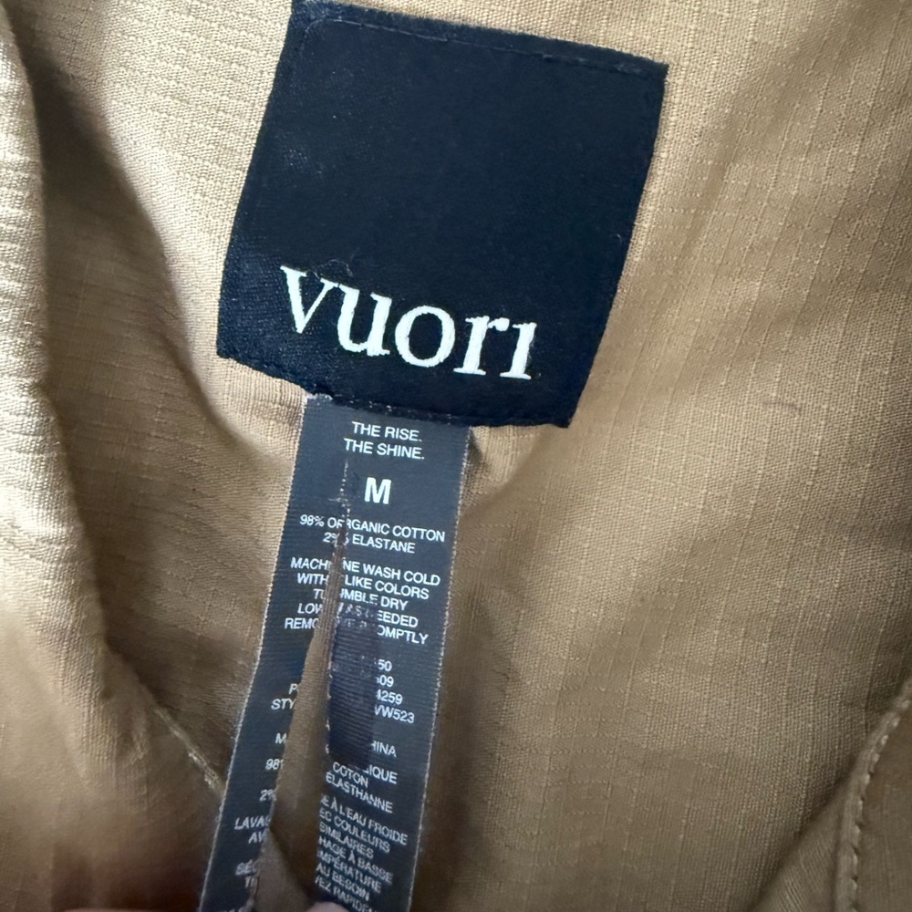 Vuori Women's Ripstop Utility Jacket Tan Athletic Workout Athleisure | Medium - Picture 3 of 5